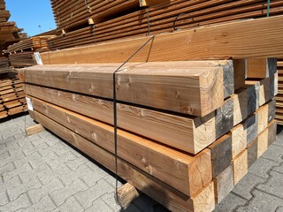 Ca. 27x Douglas Balken Geschaafd, 140x140mm, lengte 25/250cm, 2/300cm